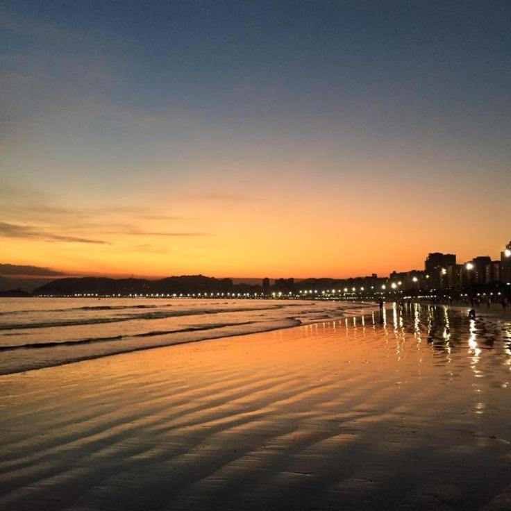 Apartamento Na Quadra Da Praia Santos Kültér fotó